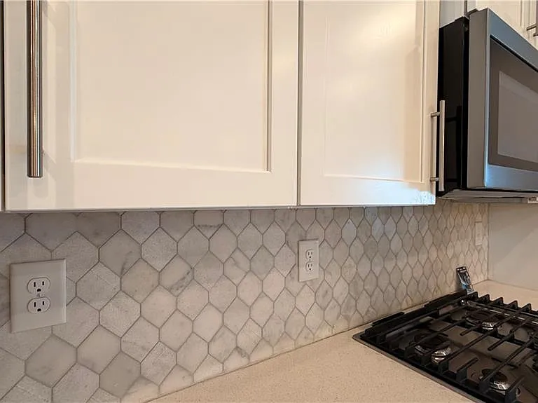 1012 Knoxboro Ln — Photo 12