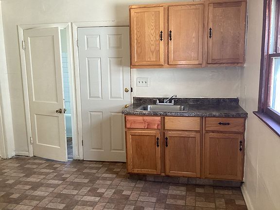 3rd image of 4228 W Bonny Pl