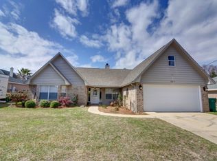 327 Sailfish Cir, Destin, FL 32541