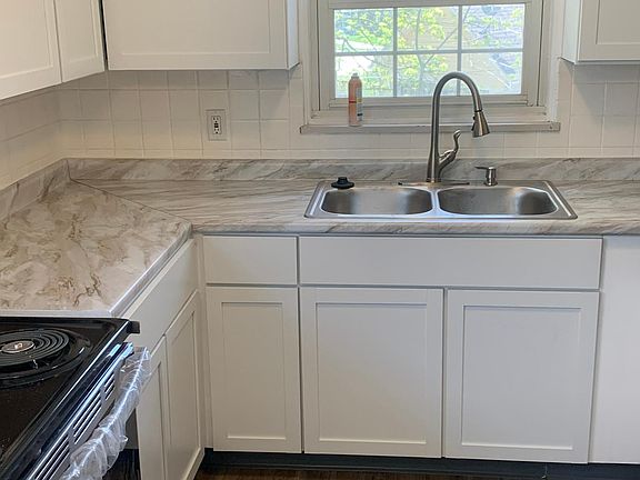 Up kitchen