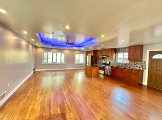1422 143rd St FLOOR 2, Whitestone, NY 11357