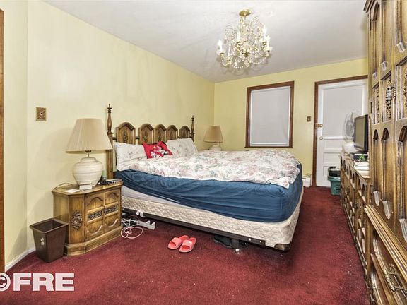 4th image of 2173 E 38th St