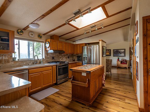4th image of 17532 E Bannock Dr