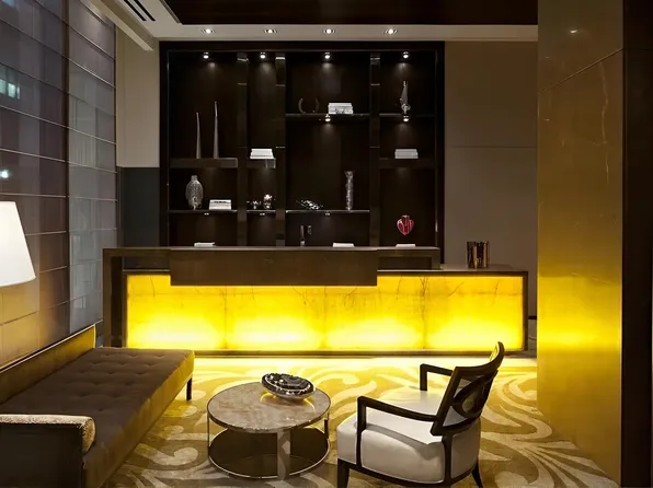 400 Fifth Avenue image 9 of 12