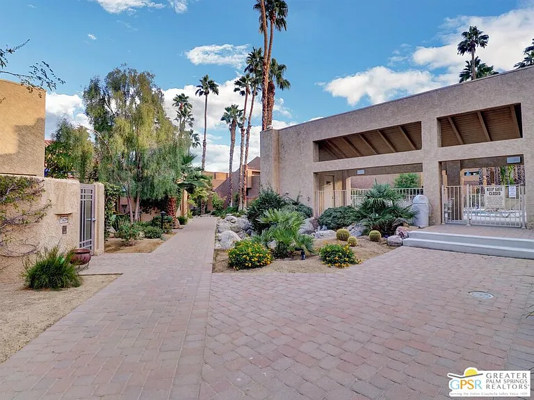 73429 Foxtail Ln — Photo 40