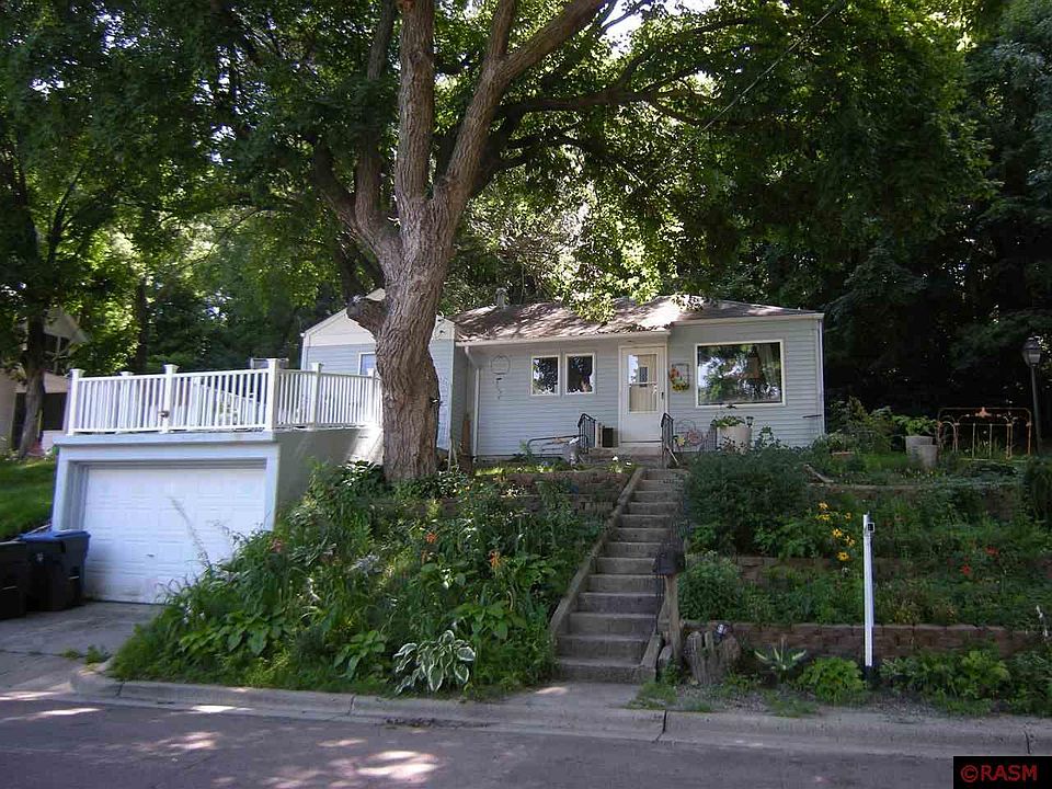 1st image of 1311 N 7th St