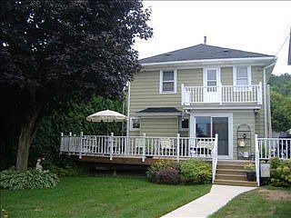 2nd image of 1420 Lincoln Ave