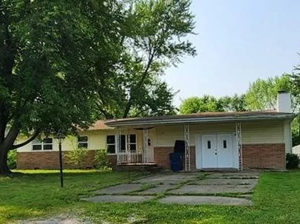 2303 Mimosa Dr, Olney, IL 62450