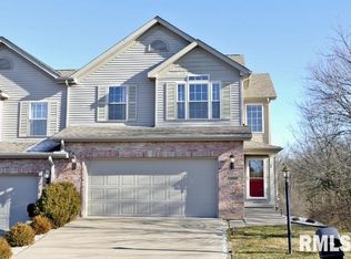 10000 N Brompton Ct, Peoria, IL 61615