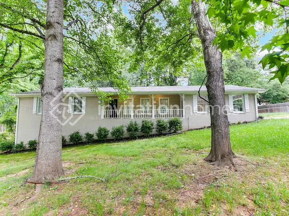 6236 Shallow Creek Ln, Douglasville, GA 30135