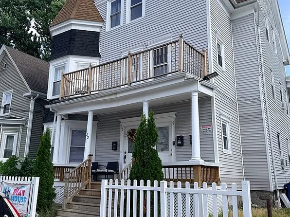 42-44 Smith St, Lawrence, MA 01841
