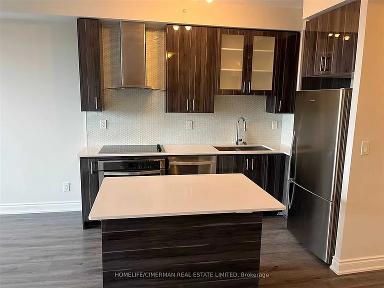 9088 Yonge St #901A — Photo 19