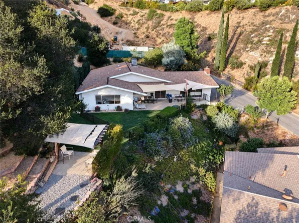 1656 Hazbeth Ln, Glendale, CA 91202