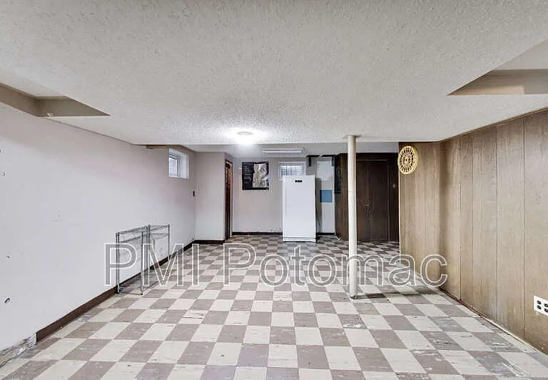 3510 Marlbrough Way — Photo 33
