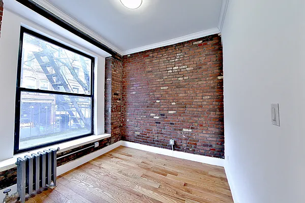 Rented by REAL New York | media 12