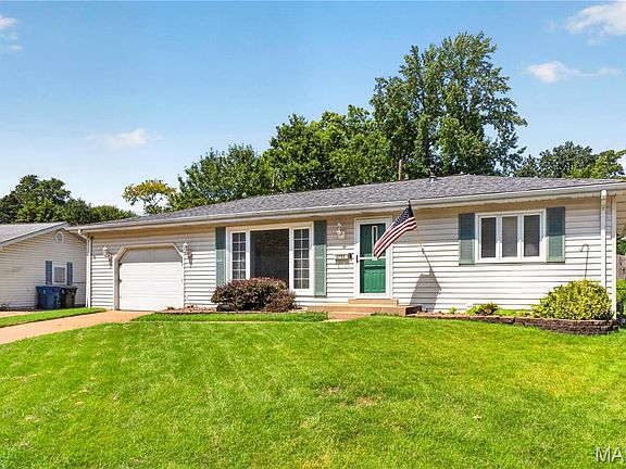 3rd image of 6705 Vineland Dr