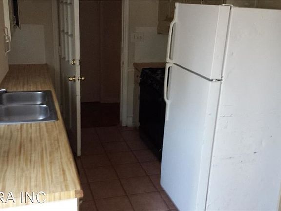 2nd image of 4088 Cumberland Dr