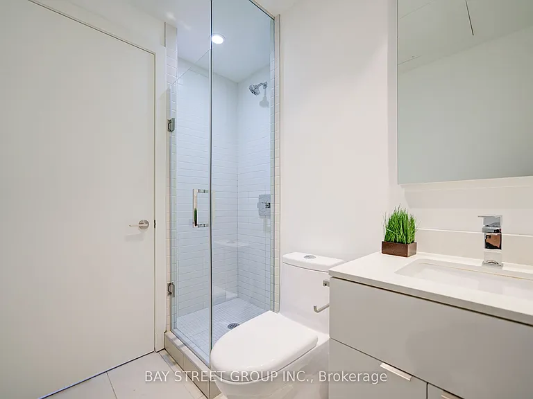 7 Grenville St #3211 — Photo 6