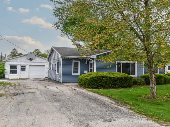 501 Grant St, Chenoa, IL 61726