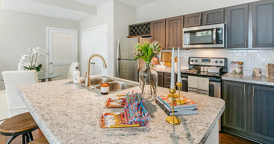 The Outlook at Greystone Apartment Homes