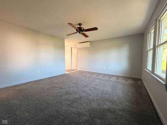 4th image of 8262 E Rockwood St