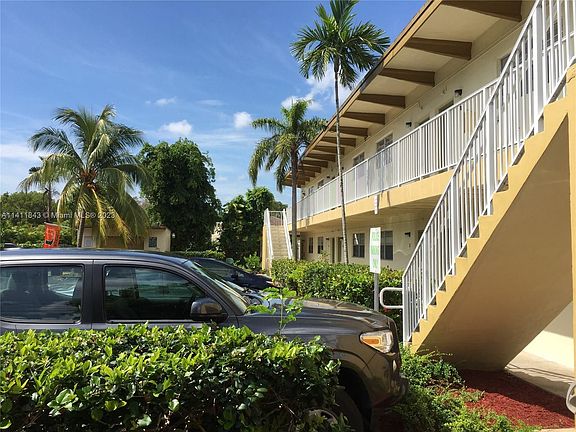 2nd image of 5896 SW 66th St APT 3