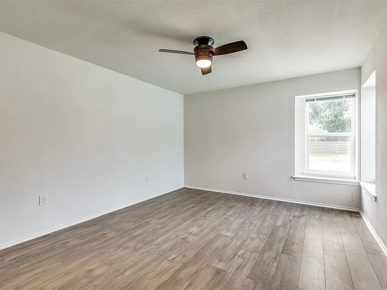 1505 Gentle Wind Dr — Photo 11