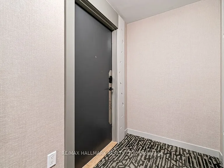 105 Oneida Cres #2607 — Photo 5