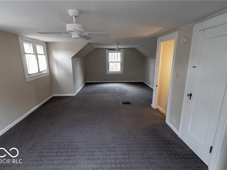 5630 N Delaware St — Photo 27