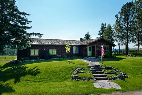 687 Roundup Ln Photo 1