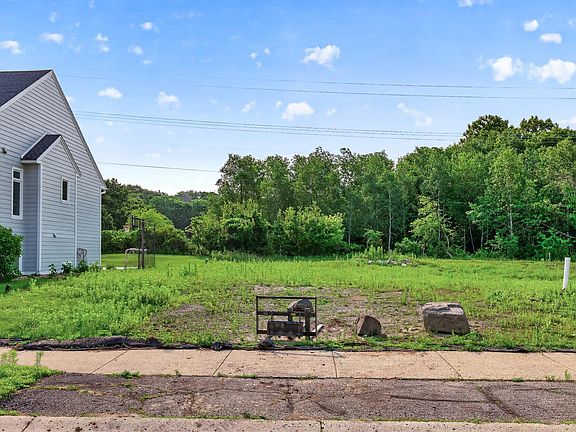 2nd image of 6697 Harlan Dr