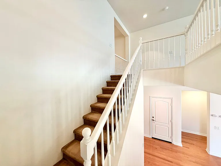 35824 Red Bluff Pl — Photo 32