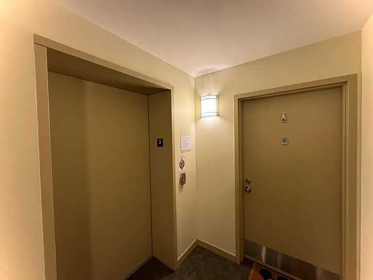 1075 W Roosevelt Rd #305 — Photo 10