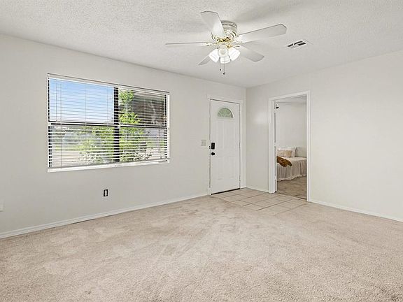 5th image of 3621 SW 43rd St