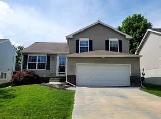 16497 Grant St, Omaha, NE 68116