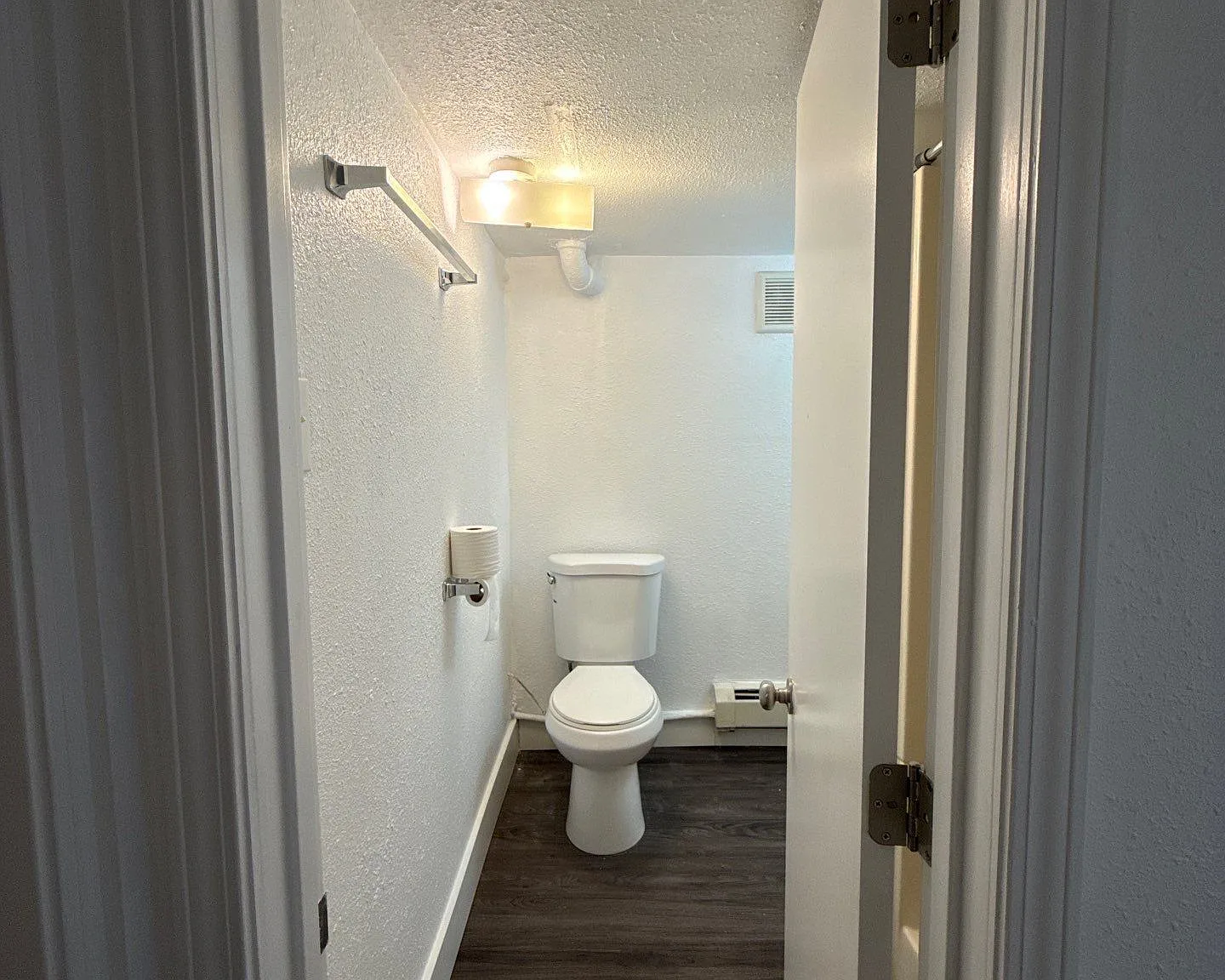 748 Cook Ave - 2 — Photo 2
