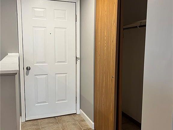 2nd image of 1469 Woodman Dr