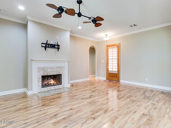 5th image of 105 Saint Fabian Dr