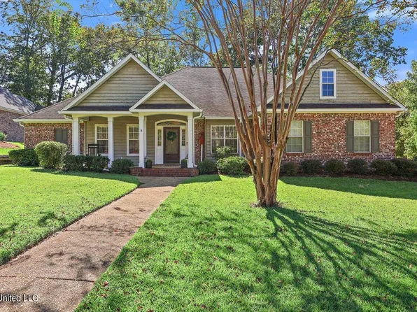 251 Woodland Brook Dr, Madison, MS 39110
