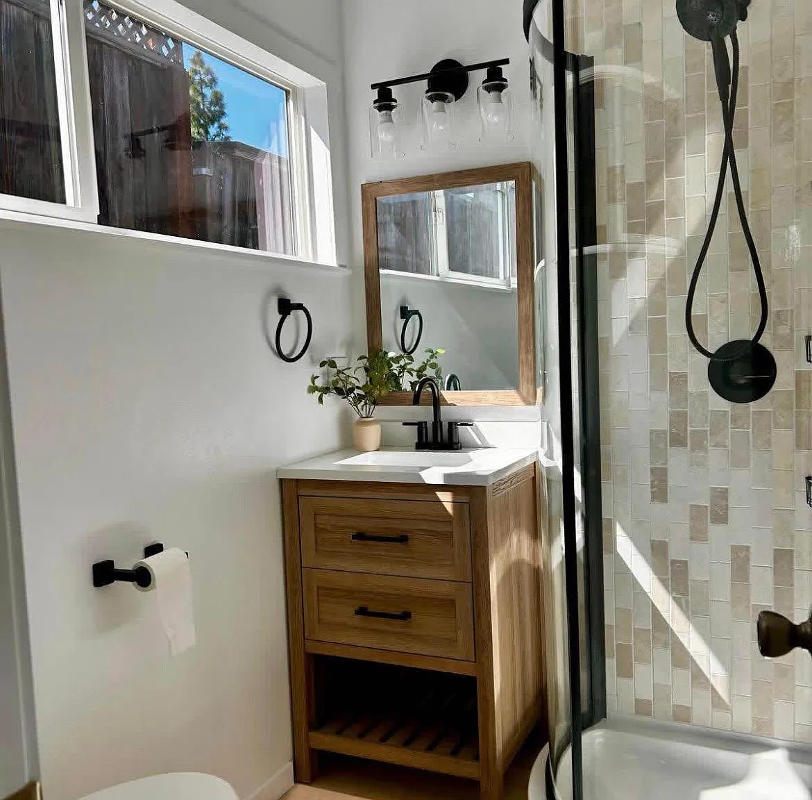 2 bed, 528 sqft, $1,350 — Photo 3