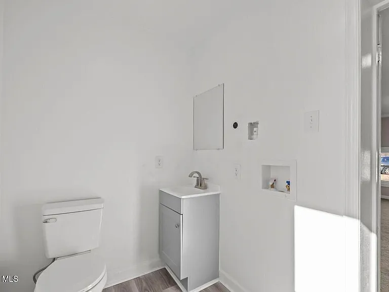 113 Mexico Rd #1 — Photo 9