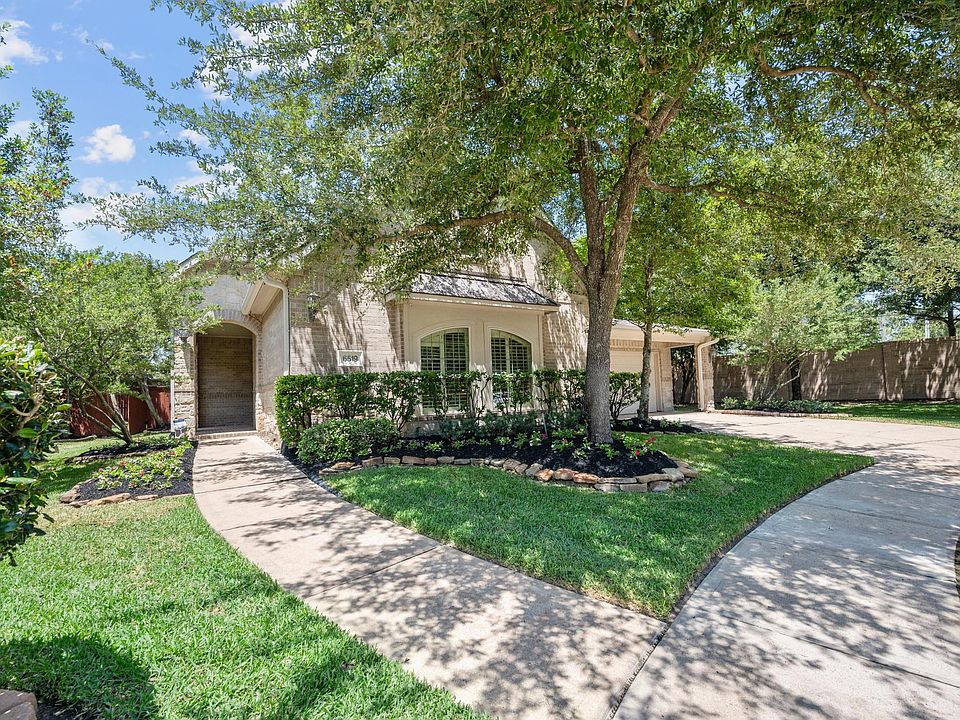 1st image of 6519 Canyon Cliff Ct