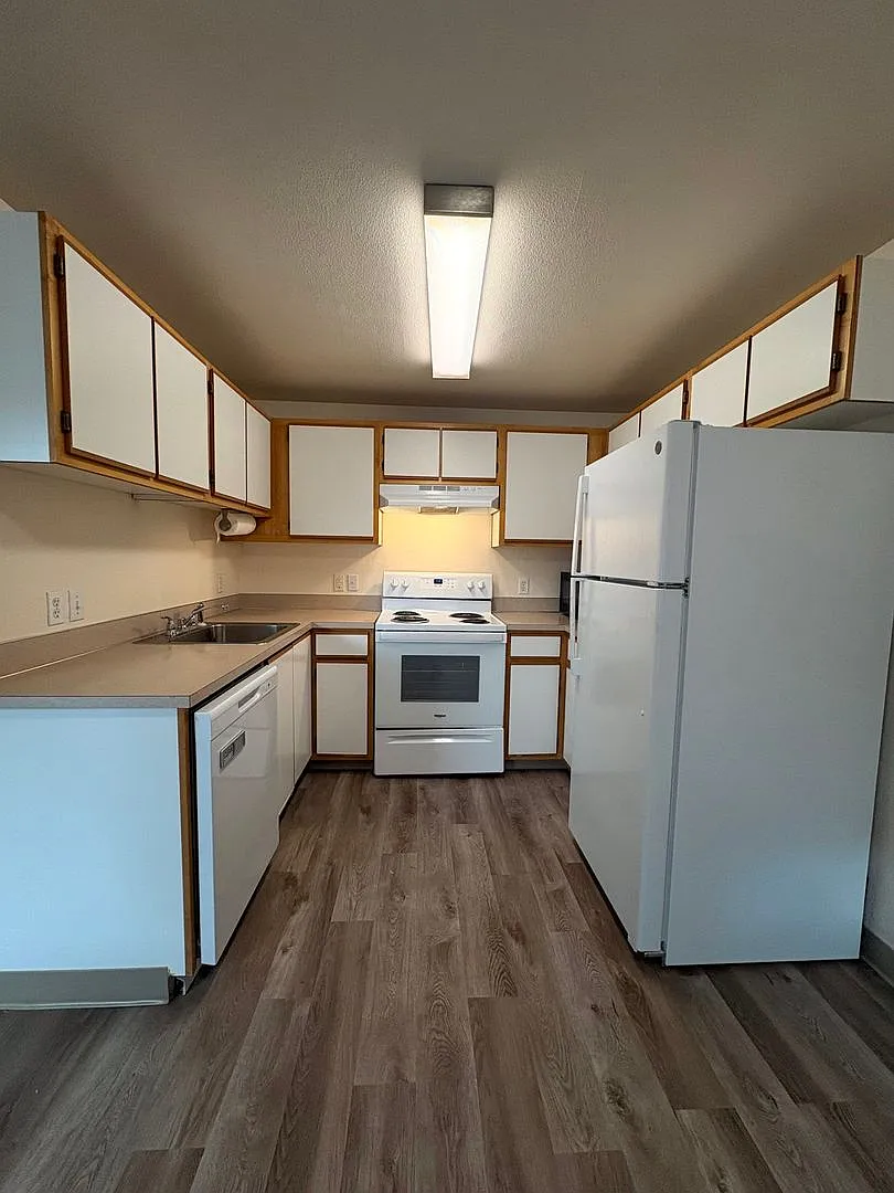 #345 Quail Hollow Apts — Photo 2