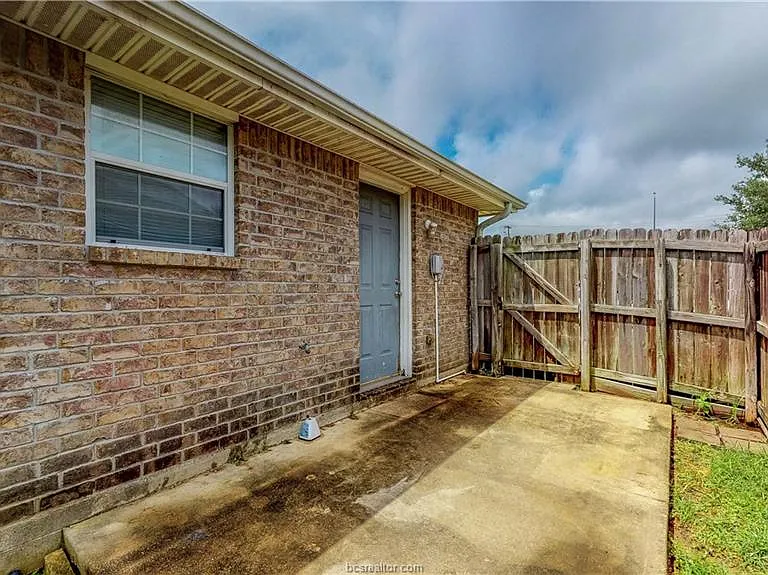 3746 Oldenburg Ln — Photo 21