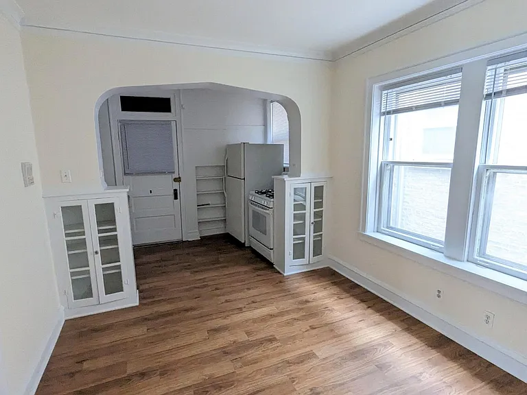 2721 N Kostner Ave #1 — Photo 8