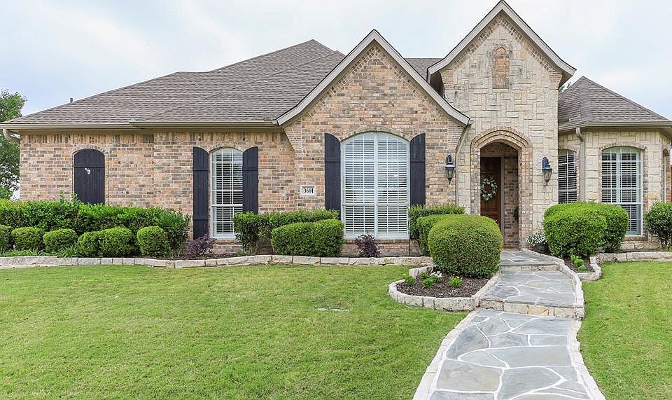 1st image of 3601 Trailview Dr