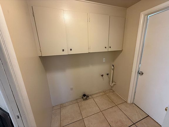 4th image of 196 E Baird Ave APT 4