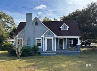 100 E 5th St, Bay Minette, AL 36507