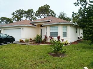 5011 Catalina Ct, Naples, FL 34112