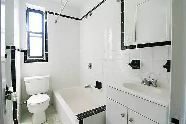 Rented by Voro New York | media 8